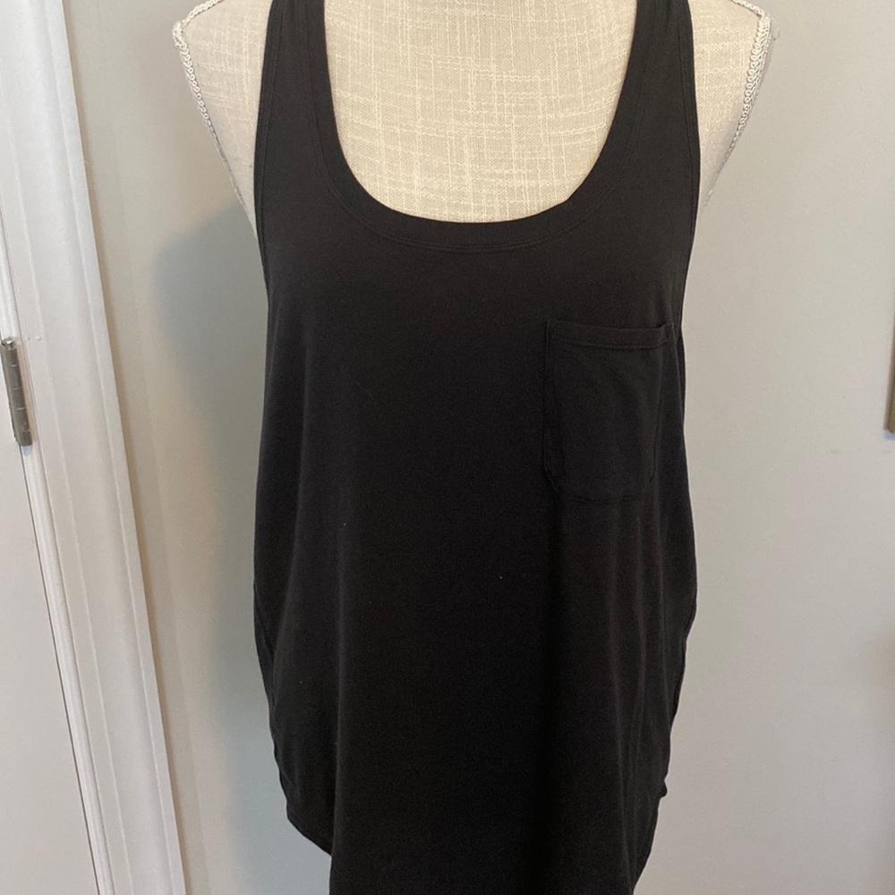 Lululemon racer back tank black no size tag M/L 8